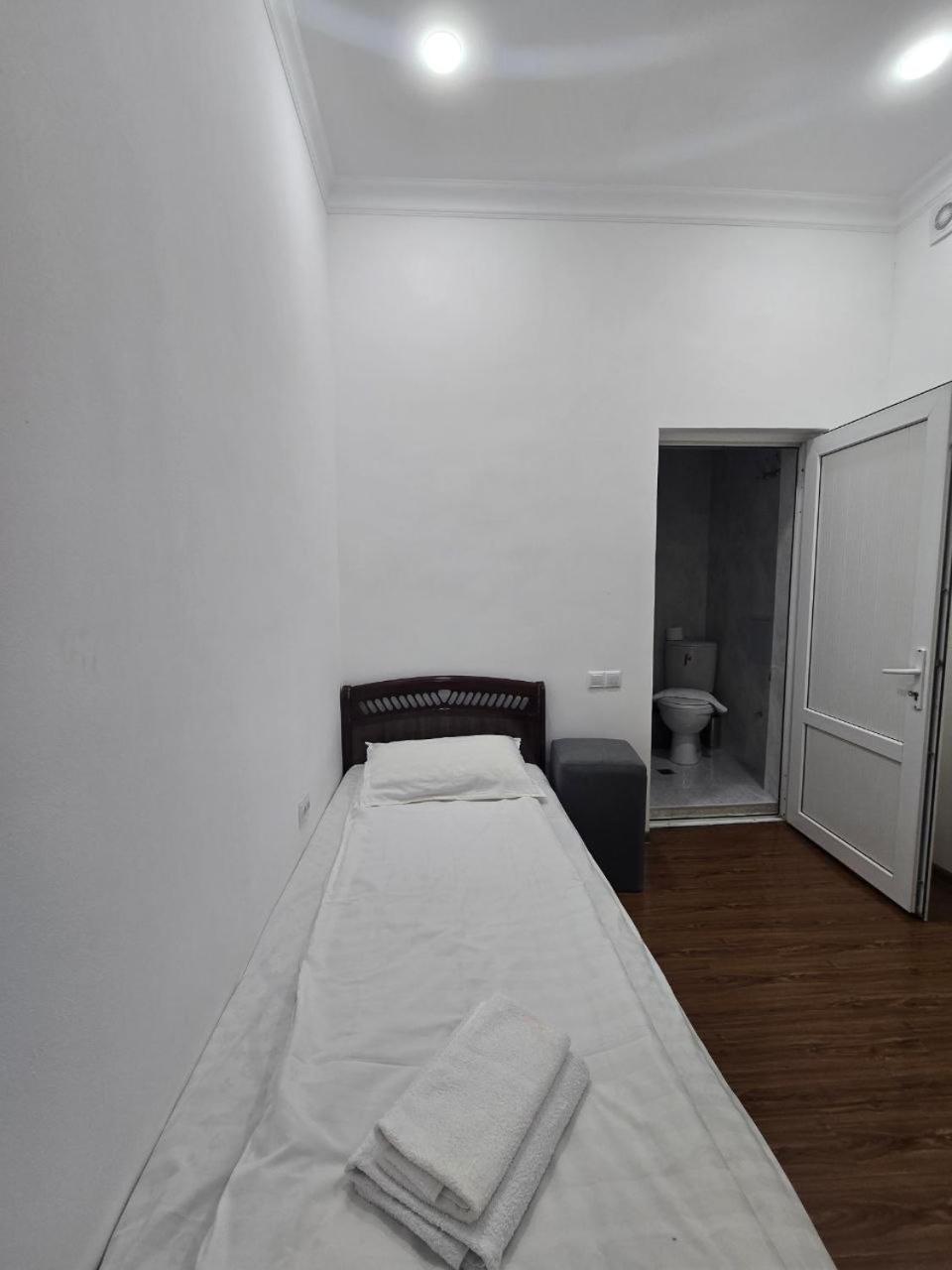 טשקנט Guesto Hostel מראה חיצוני תמונה